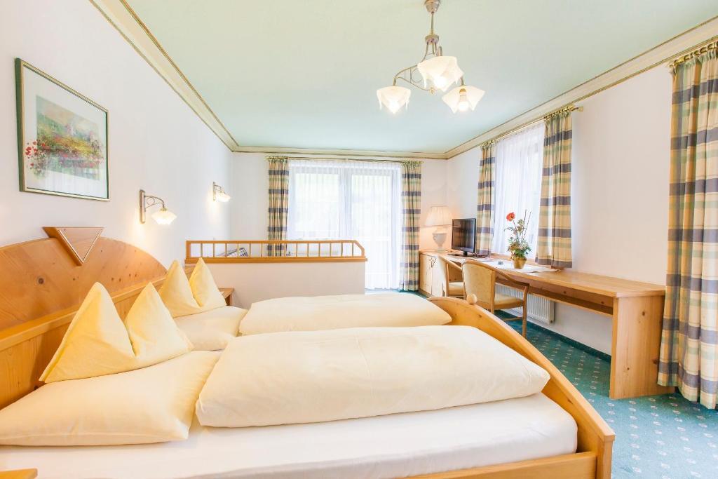 Hotel & Appartements Alpenresidenz Viktoria Neustift im Stubaital Quarto foto